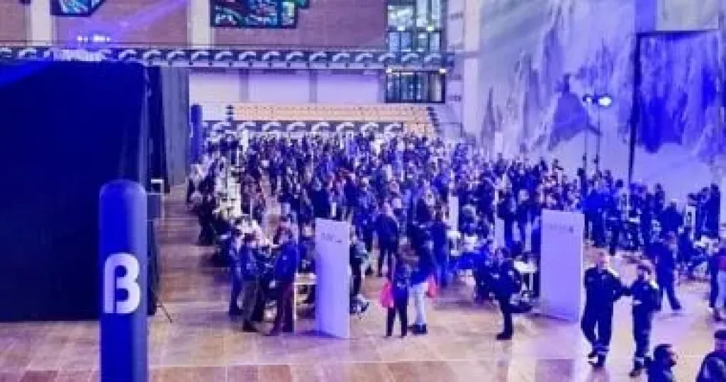 جانب من ورشة عمل مهنية دولية بمدينة لا ثويل بشمال إيطاليا