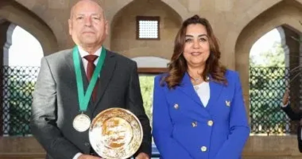 وزيرة التنمية المحلية تهنئ محافظ القاهرة