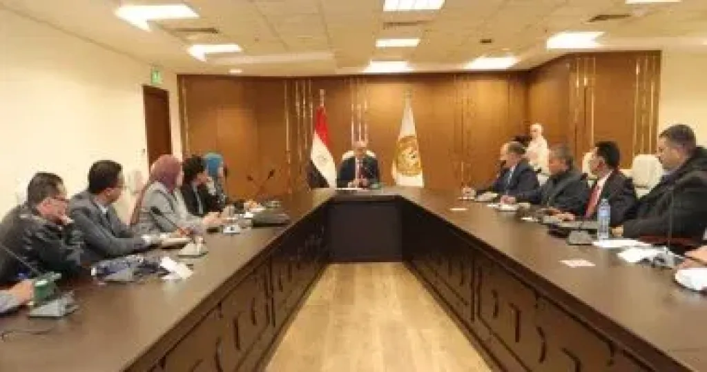 وزير العمل 