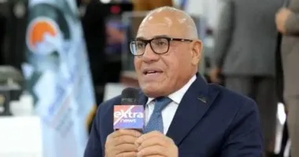 مختار عبد اللطيف  