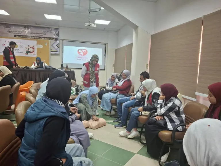 جانب من الندوه 