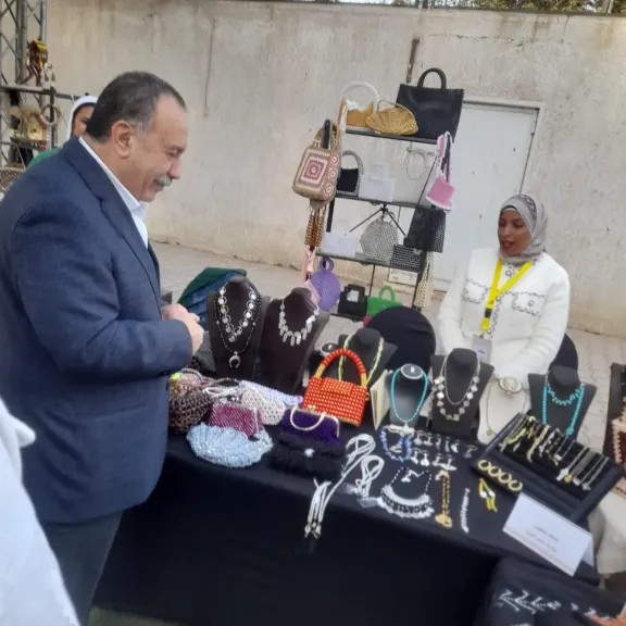 جانب من الأعمال 