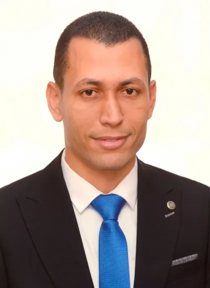 الكاتب الصحفي محمد مخلوف 