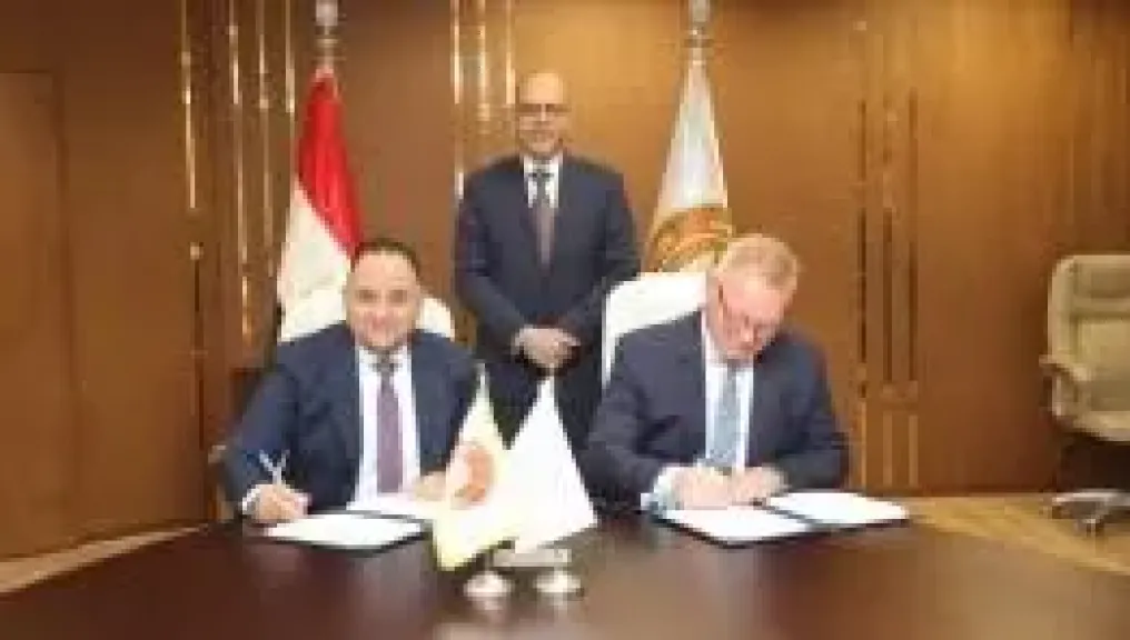 جانب من عمليه العبور
