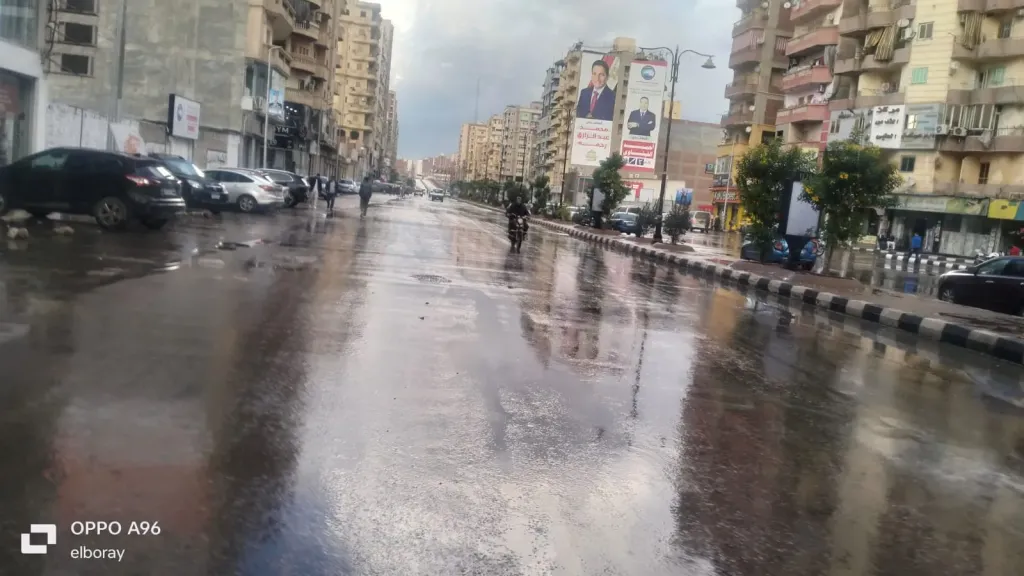 استمرار سقوط الامطار في البحيرة