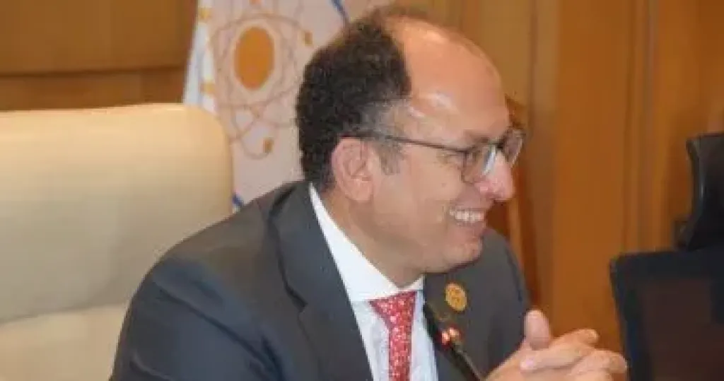 الدكتور السيد قنديل رئيس جامعة العاصمة