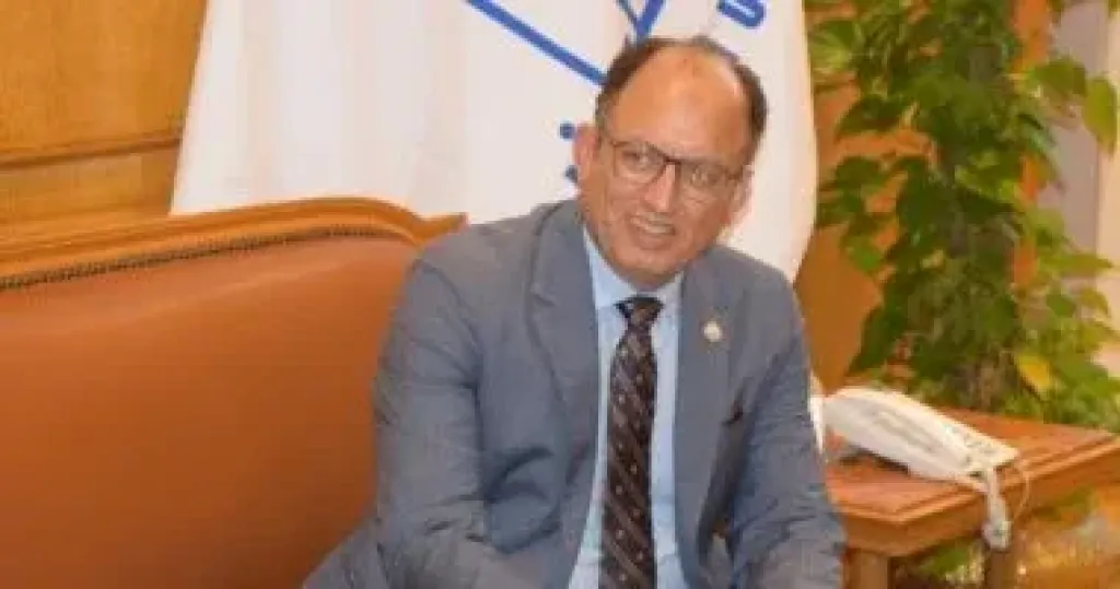 الدكتور السيد قنديل رئيس جامعة العاصمة