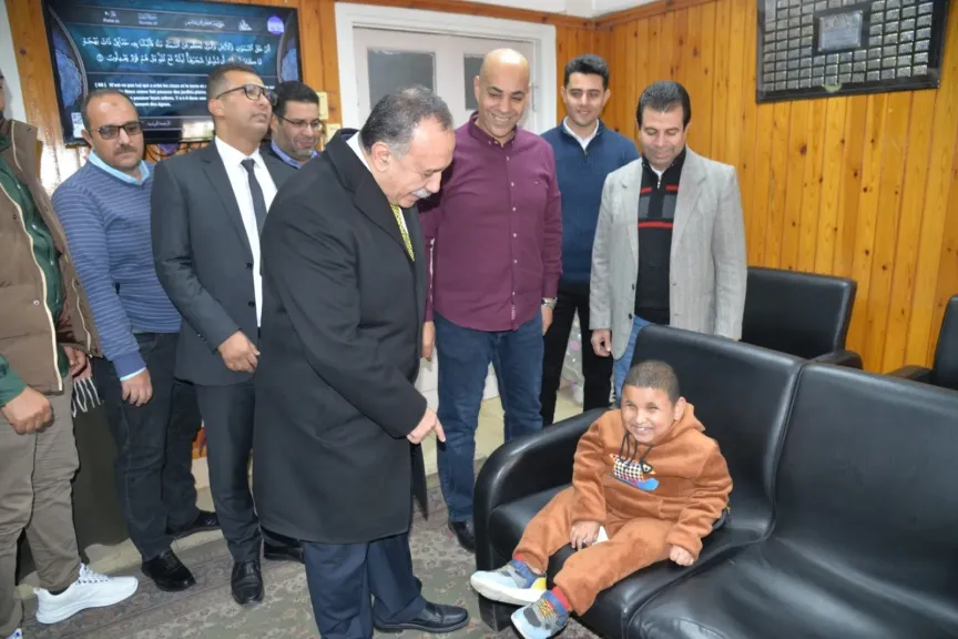محافظ أسيوط 