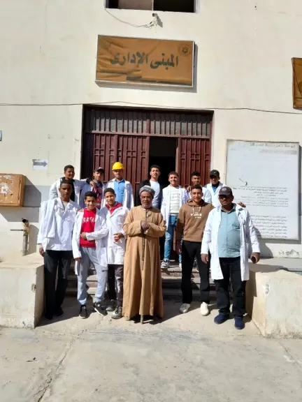 جانب من متابعه 