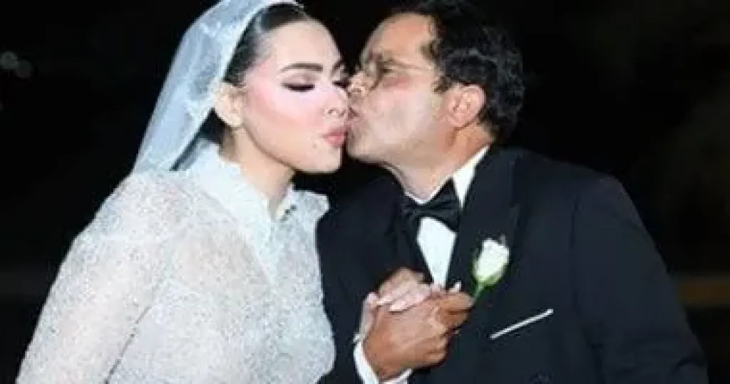 محمد هنيدي وزوجته