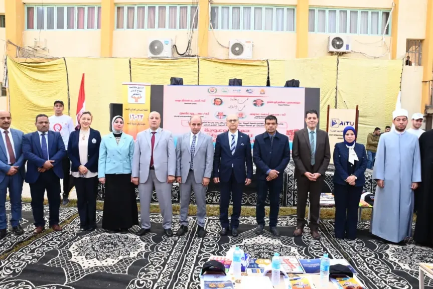 رئيس جامعة أسيوط 
