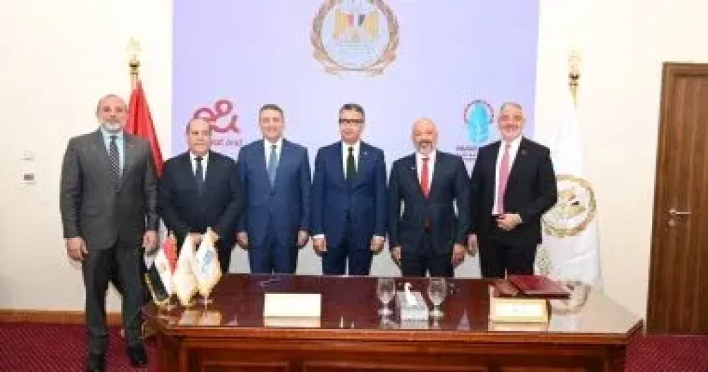وزير التموين 