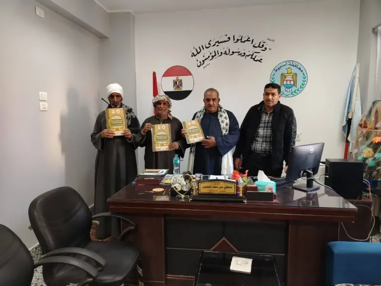 جانب من متابعه 