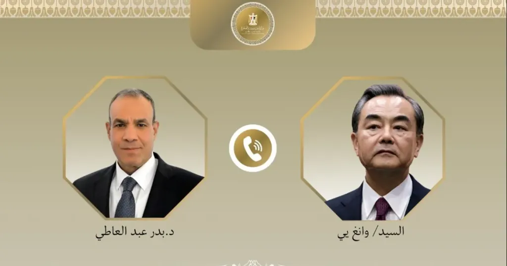  اتصال هاتفي بين وزير الخارجية ووزير الخارجية الصيني