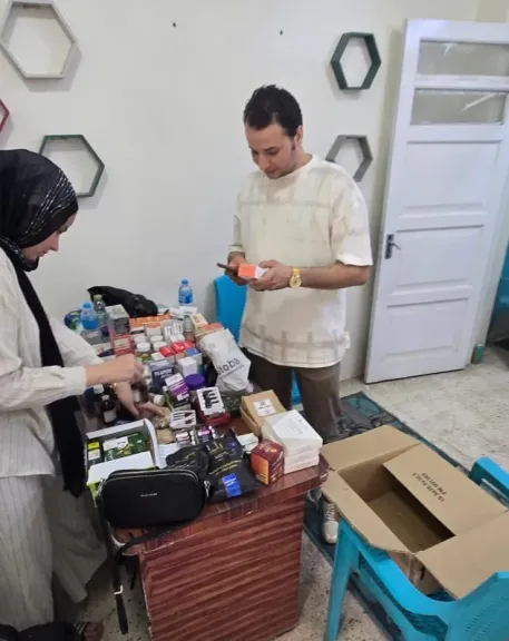 جانب من متابعه 