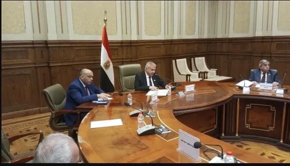 جانب من الاجتماع 
