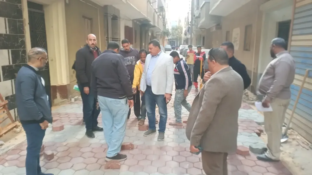 جانب من متابعه 