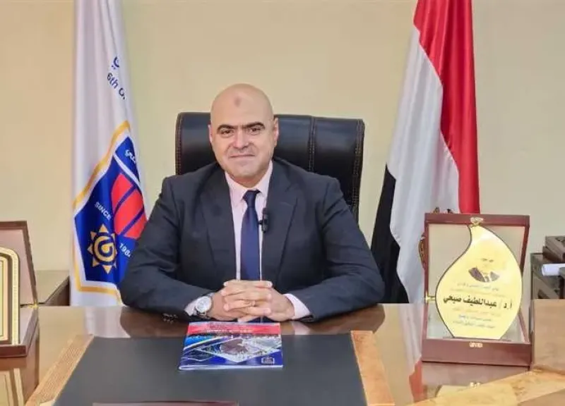 الدكتور عبد اللطيف صبحي 