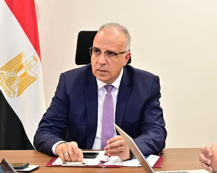 وزير الري 