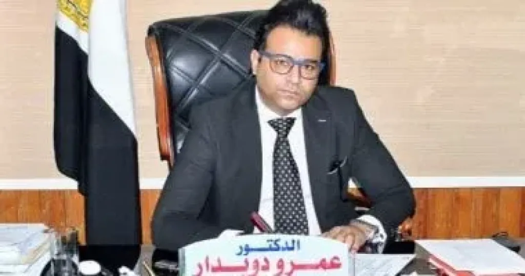 عمرو دويدار وكيل وزارة الصحة بسوهاج