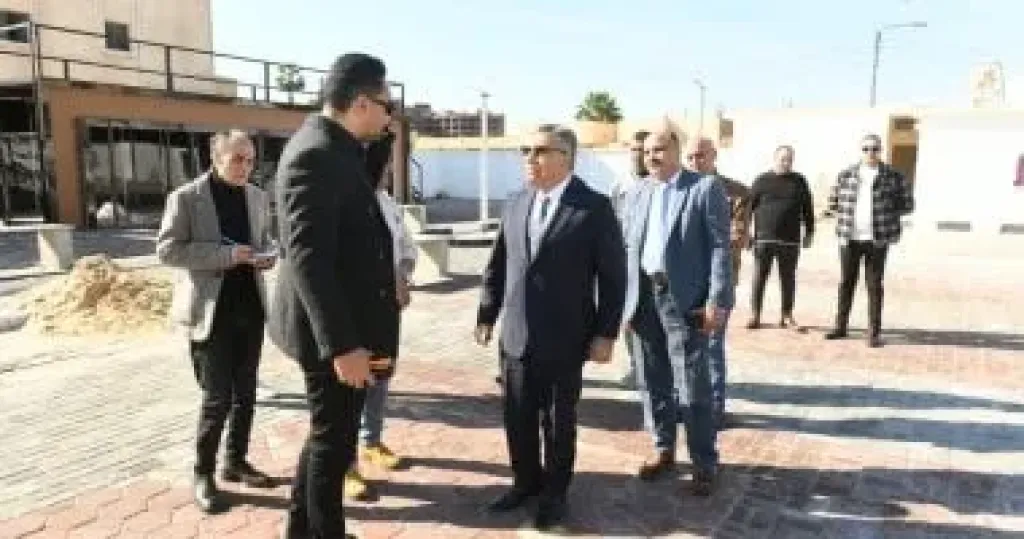 جانب من الجولة 