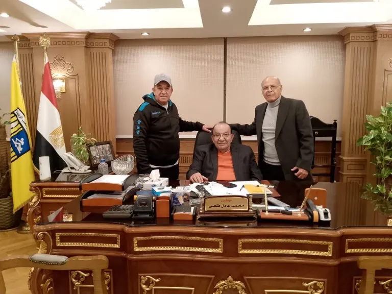 الكابتن علي خليل، نجم الكرة المصرية ومؤسس أكاديمية سباير لكرة القدم، 