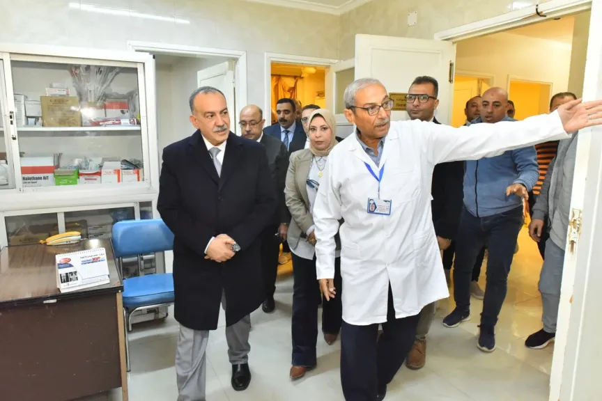 محافظ أسيوط 