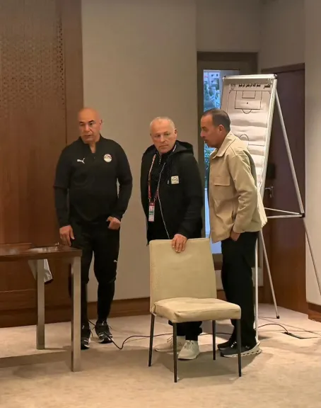 هاني ابو ريدة بصحبة حسام حسن