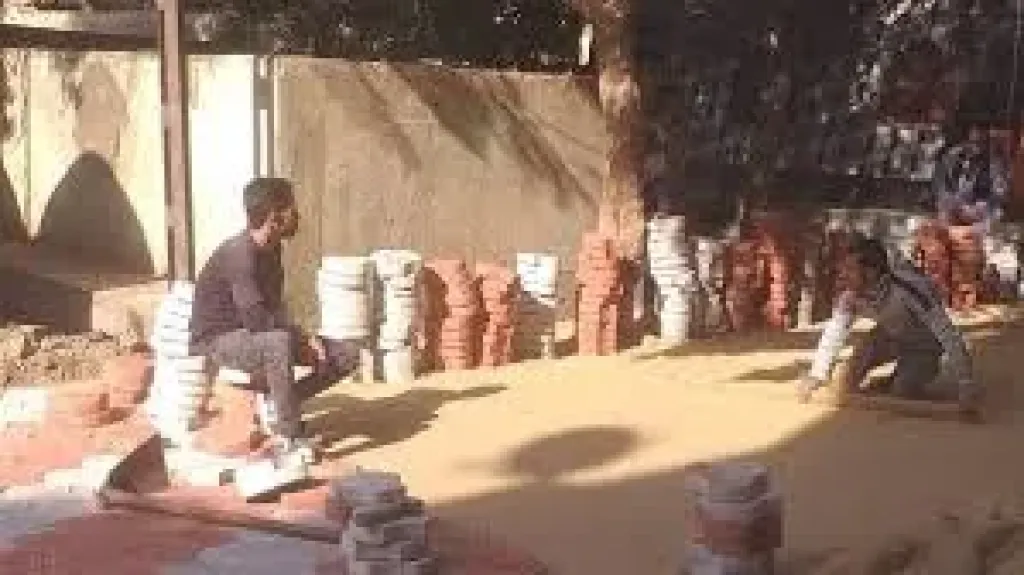 تركيب انترلوك وتطوير مقابر الجميز بالمجهود الزاويه بالغربيه