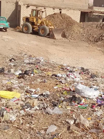 جانب من متابعه 