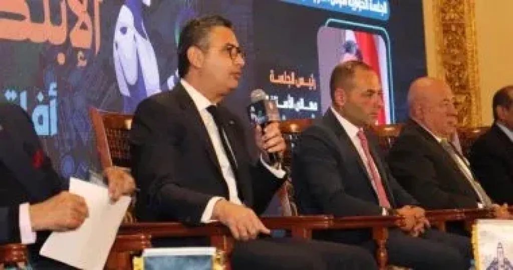 وزير التموين 