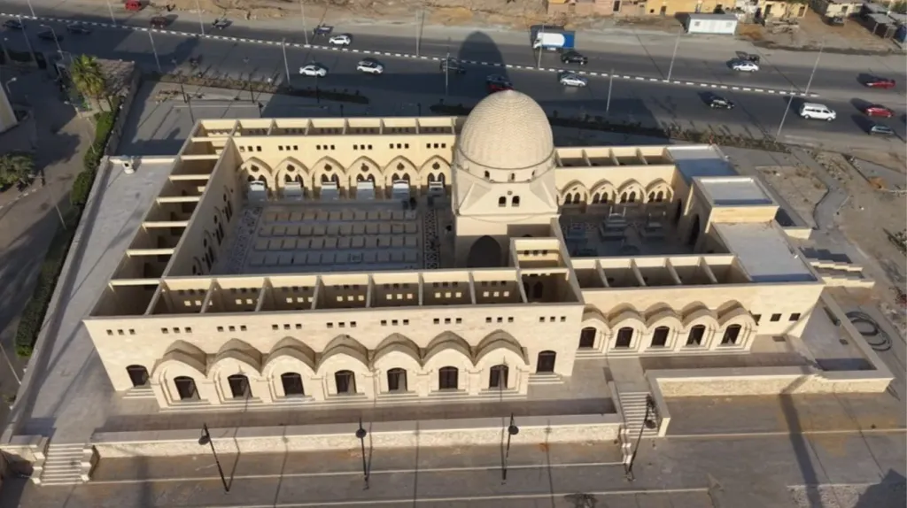 مقابر تحيا مصر للخالدين  بمنطقة عين الصيرة  