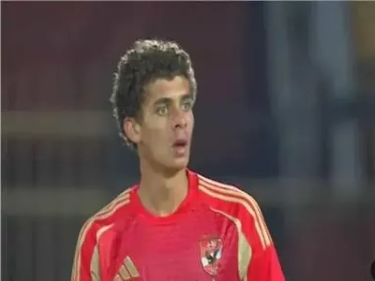 حمزة عبد الكريم لاعب الأهلي