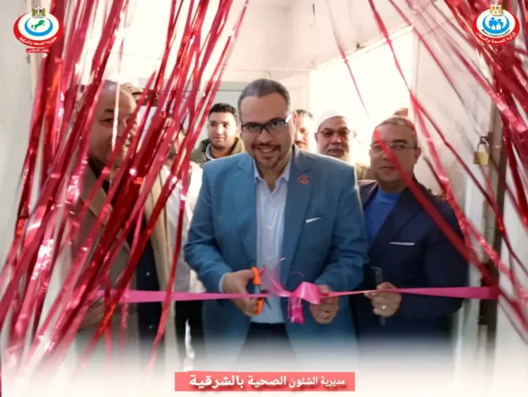 جانب من الاتتاح