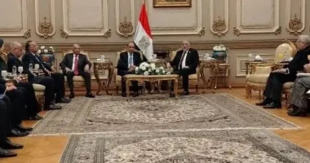 جانب من الاجتماع 