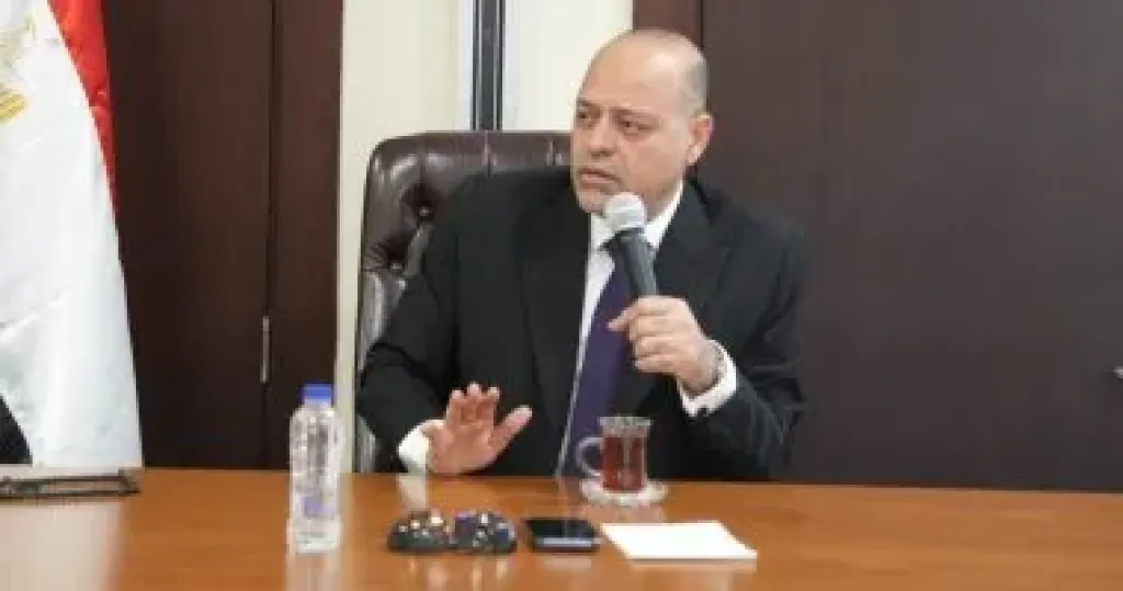 وزير العمل 