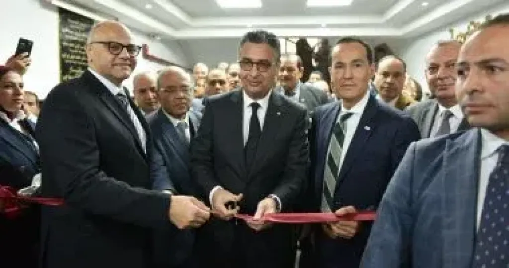 وزير التموين 