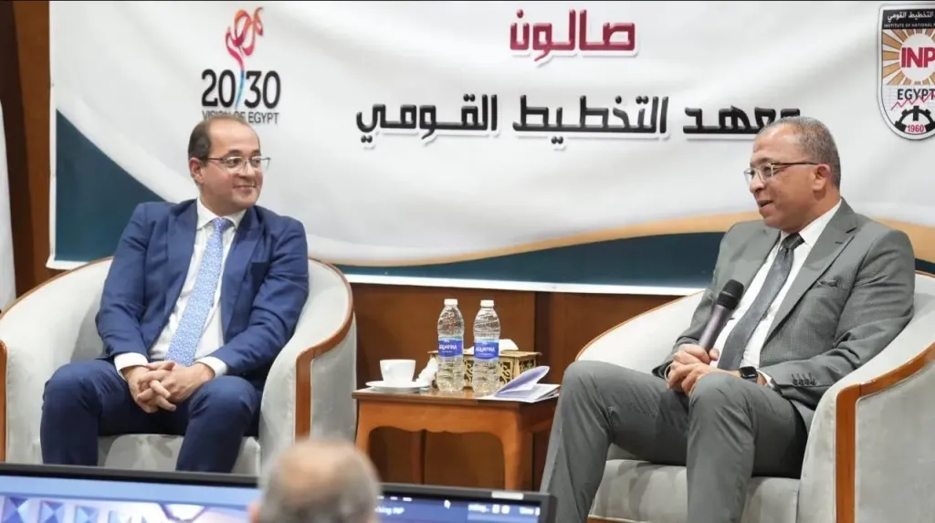 جانب من الصالون