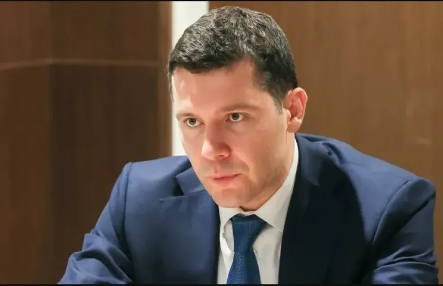 وزير الصناعة والتجارة الروسي أنطون أليخانوف