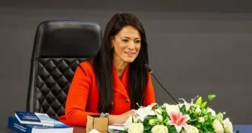 وزيرة التخطيط 