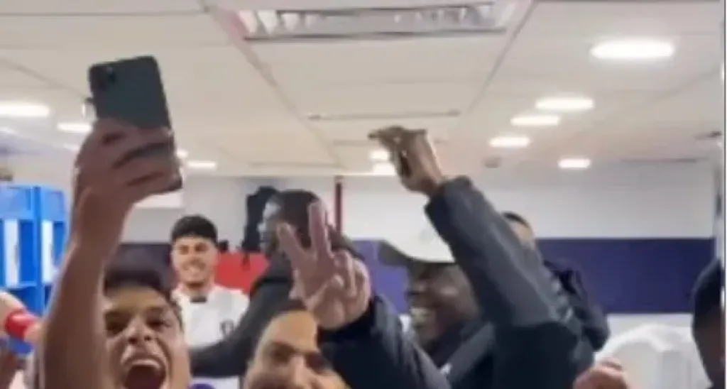 احتفالات لاعبى الاتصالات