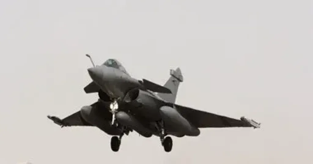 طائرة فرنسية