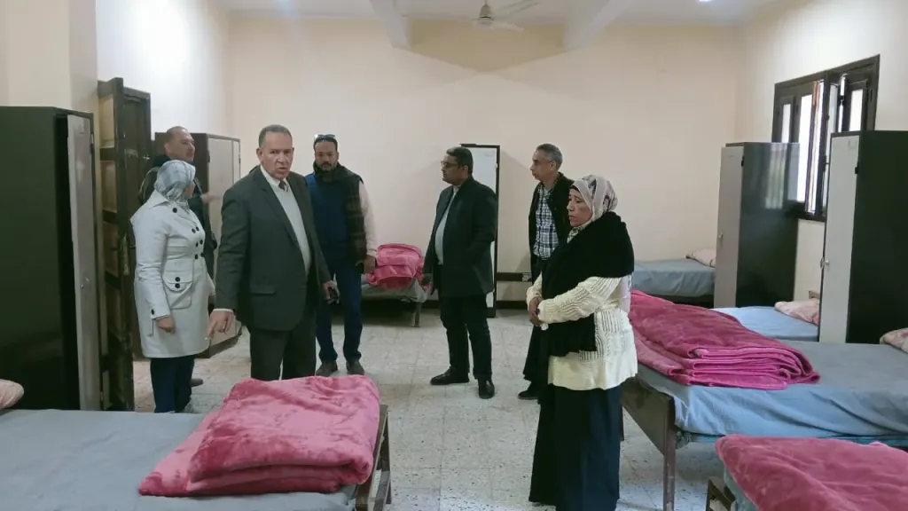 جانب من متابعه 