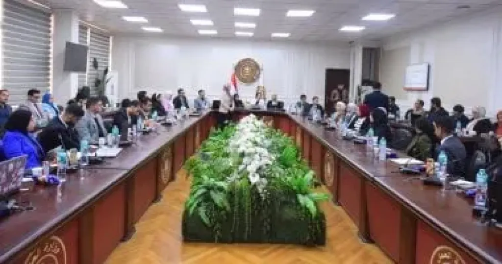 جانب من الاجتماع 
