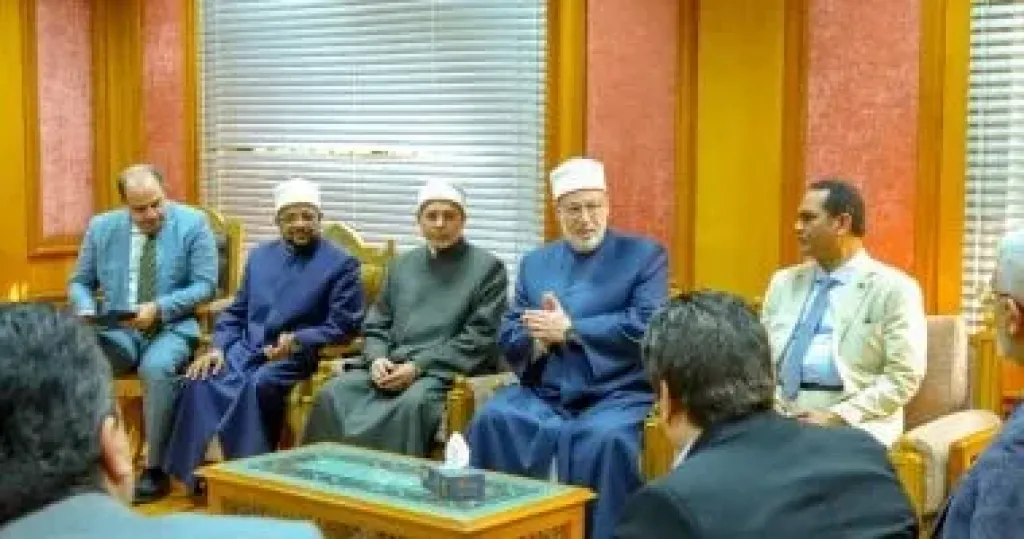 قيادات الأزهر يتفقَّدون انطلاق اختبارات المرحلة الثالثة