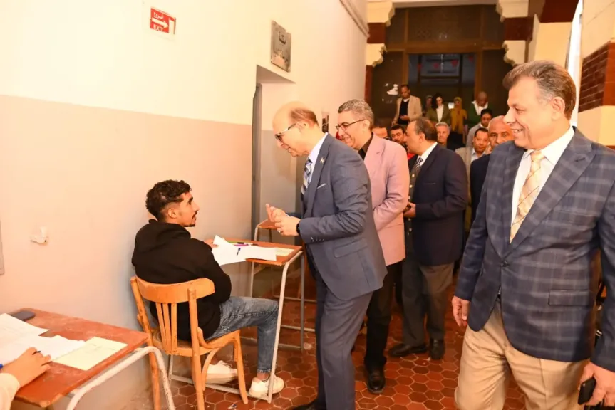 رئيس جامعة أسيوط 