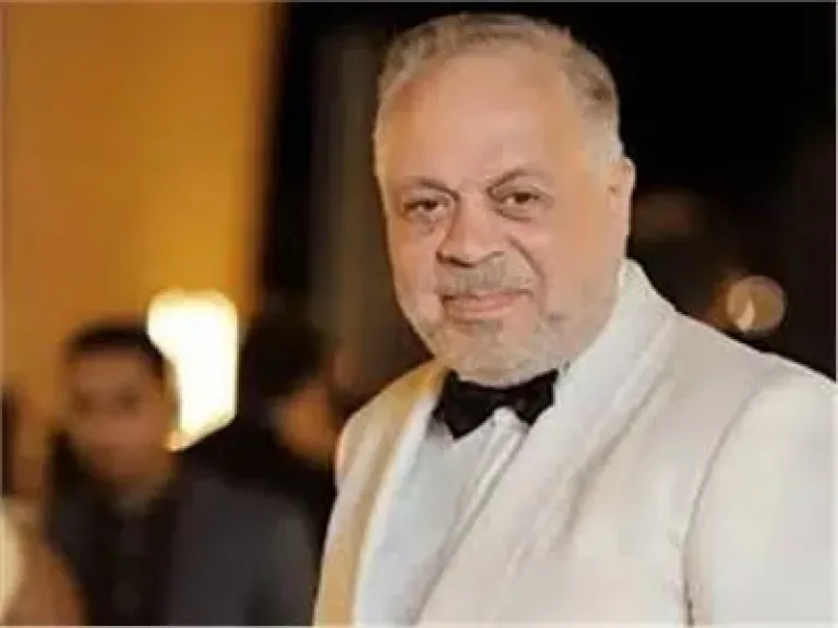 اشرف زكي 