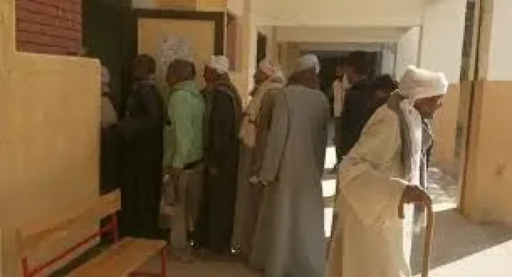 اقبال متوسط