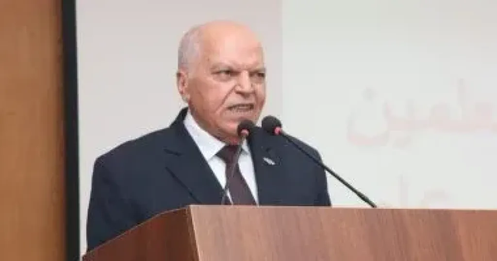 خلف الزناتي نقيب المعلمين