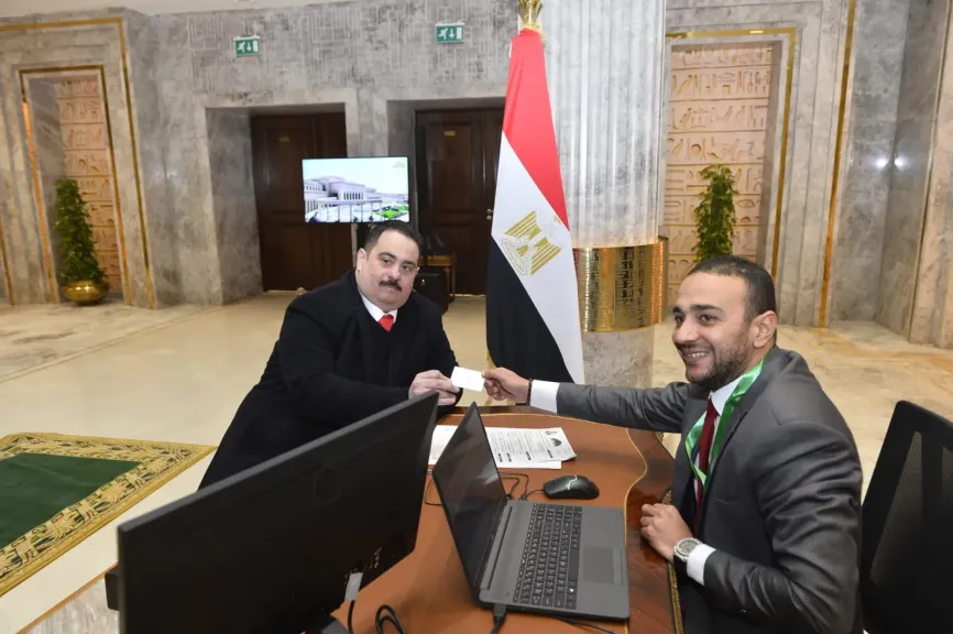النائب طاهر الأزهري 